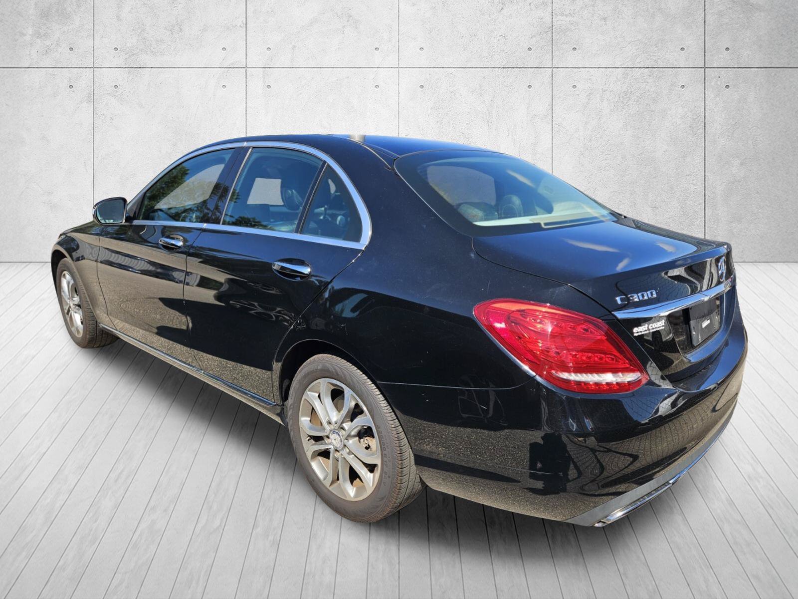 Used 2015 Mercedes-Benz C 300 4MATIC Sedan image 9