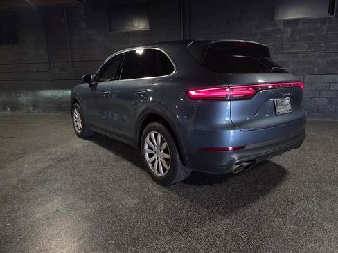 Used 2019 Porsche Cayenne S image 3