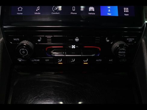 Used 2024 Jeep Grand Cherokee Limited image 26