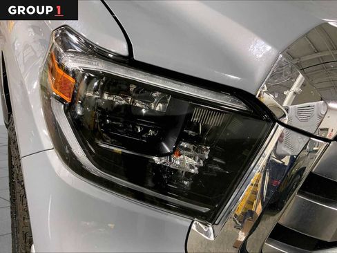 Certified 2021 Toyota Tundra Limited w/ Limited Premium Package AWD/4WD image 28