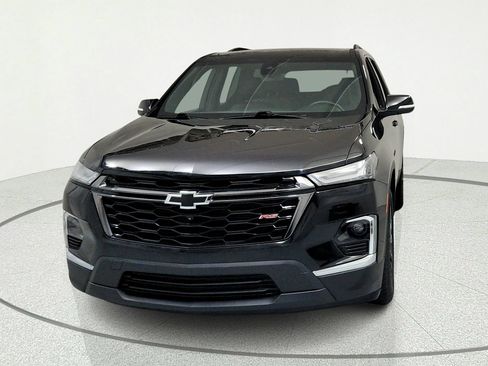 Used 2023 Chevrolet Traverse RS FWD image 8
