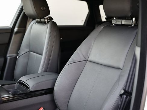 New 2026 Land Rover Range Rover Velar Dynamic SE image 27