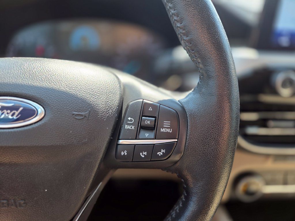 Certified 2020 Ford Escape SEL FWD image 19