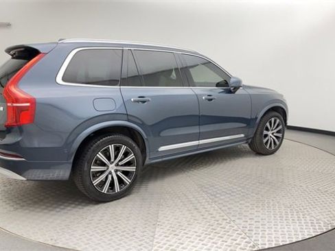 Certified 2022 Volvo XC90 T8 Inscription w/ Advanced Package image 2