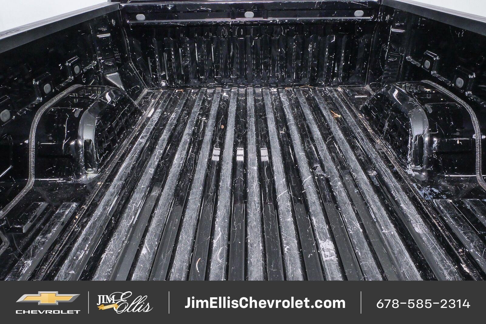 Certified 2025 Chevrolet Silverado 1500 LT AWD/4WD image 25