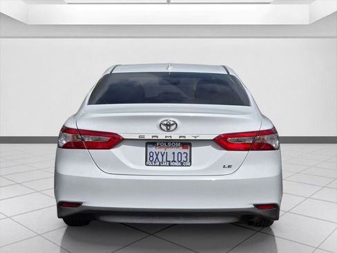 Used 2019 Toyota Camry LE w/ Convenience Package FWD image 6