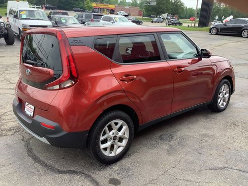 Used 2020 Kia Soul EX image 5