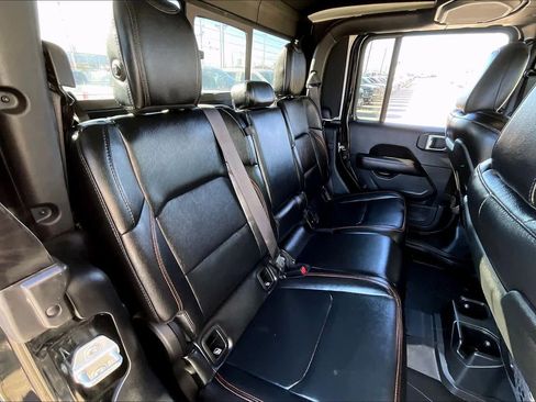 Used 2021 Jeep Gladiator Mojave image 18