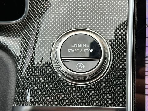 New 2025 Mercedes-Benz S 580 4MATIC Sedan image 18