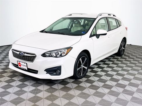 Used 2019 Subaru Impreza 2.0i Premium w/ Eyesight & BSD/Rcta & SRF image 3