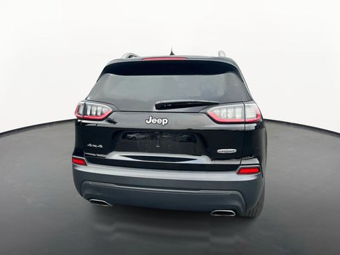 Used 2019 Jeep Cherokee Latitude w/ Cold Weather Group AWD/4WD image 4