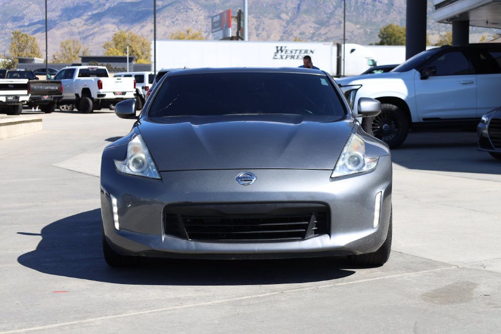 Used 2013 Nissan 370Z Touring RWD image 9