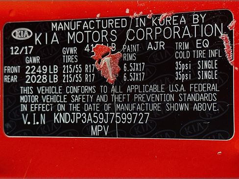 Used 2018 Kia Soul + image 12