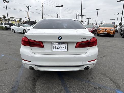 Used 2018 BMW 530i RWD image 5