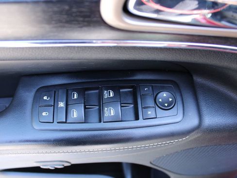 Used 2014 Jeep Grand Cherokee Limited w/ Trailer Tow Group IV RWD image 22