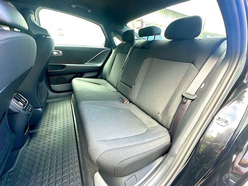 New 2025 Hyundai Ioniq 6 SE RWD image 24