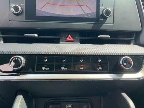 Certified 2023 Kia Sportage LX image 20