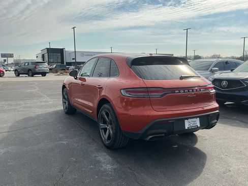 Used 2022 Porsche Macan Base image 3