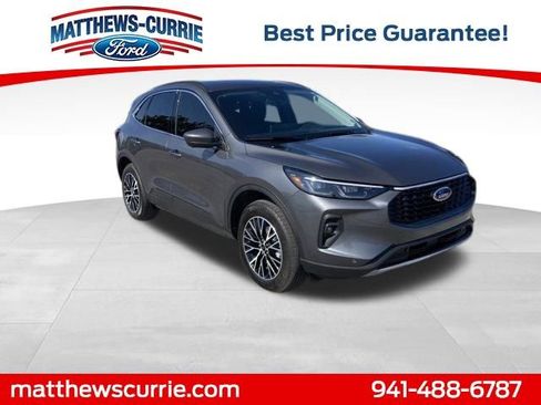 New 2025 Ford Escape SE w/ PHEV Premium Package image 1