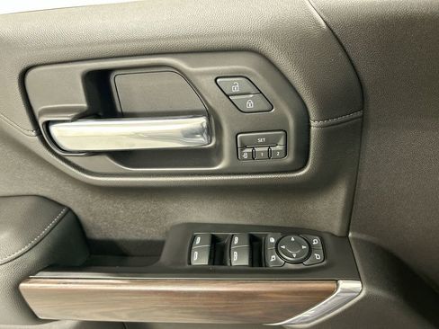 Used 2019 GMC Sierra 1500 SLT w/ SLT Premium Package image 11