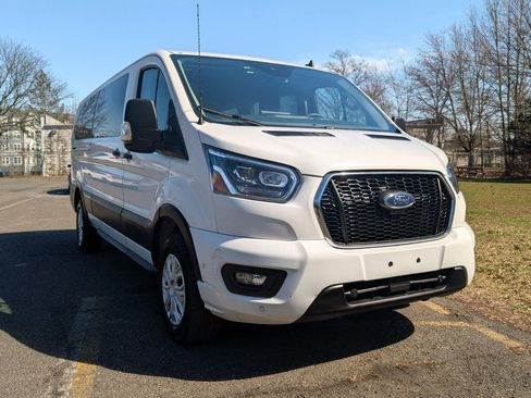 Used 2023 Ford Transit 350 XLT RWD image 3