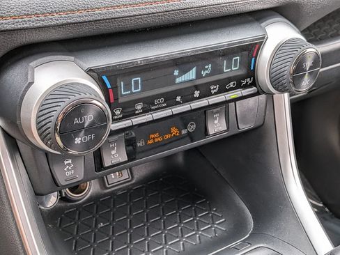 Used 2024 Toyota RAV4 XLE w/ Convenience Package AWD/4WD image 24