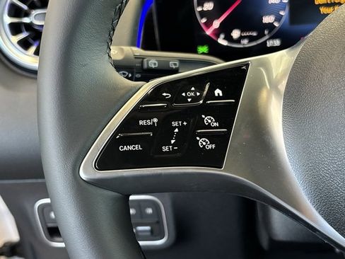 New 2026 Mercedes-Benz GLB 250 image 19