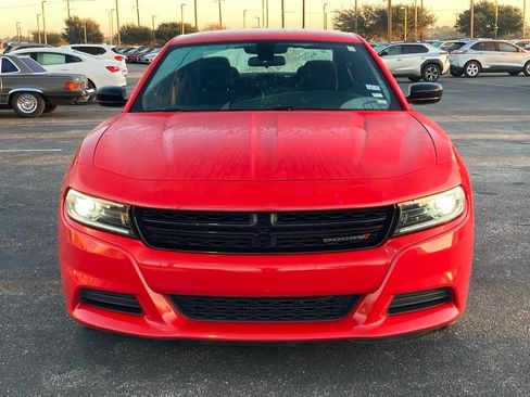 Used 2023 Dodge Charger SXT image 2