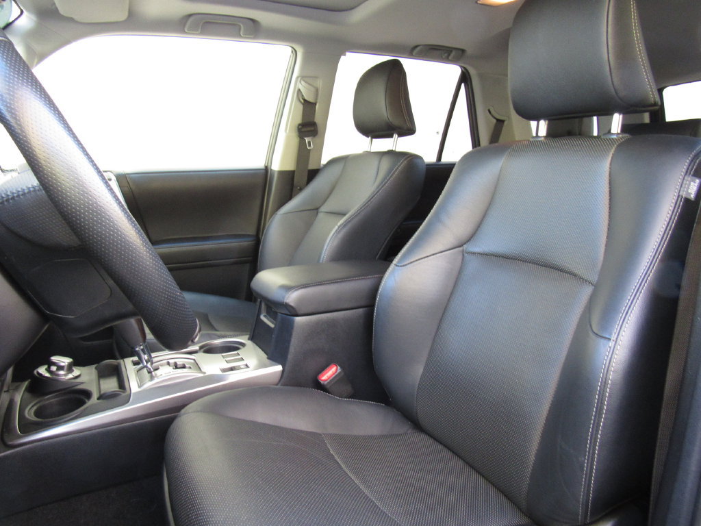 Used 2023 Toyota 4Runner Limited AWD/4WD image 11