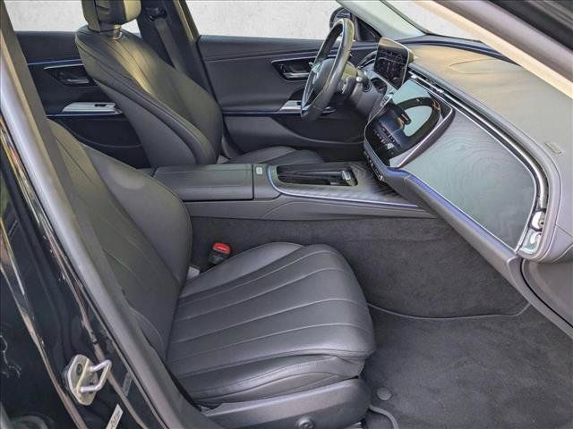 Certified 2024 Mercedes-Benz E 350 4MATIC Sedan image 21
