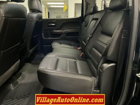 Used 2018 GMC Sierra 3500 Denali w/ Duramax Plus Package AWD/4WD image 28