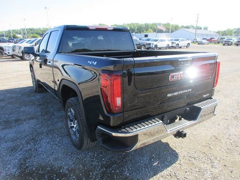 New 2026 GMC Sierra 1500 SLT w/ SLT Convenience Package AWD/4WD image 9