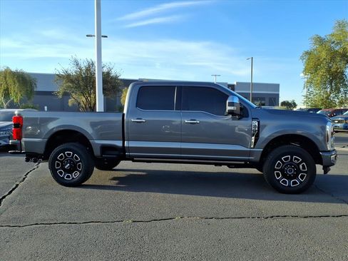 Used 2024 Ford F250 Platinum image 6