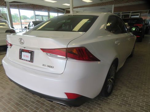 Used 2018 Lexus IS 300 w/ Accessory Package 2 RWD image 63