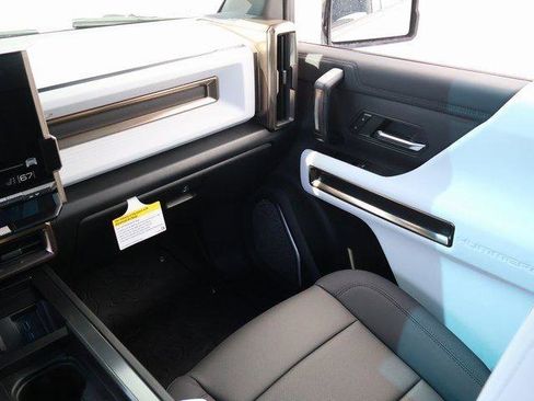 New 2025 GMC Hummer EV 2X w/ LPO, Dark Essentials Package image 15