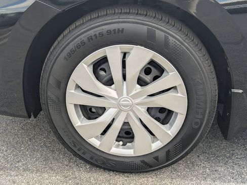 Certified 2025 Nissan Versa S w/ Trunk Package FWD image 11