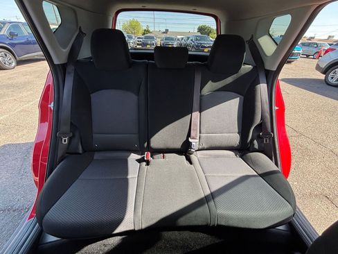 Used 2025 Kia Soul LX w/ LX Technology Package FWD image 36
