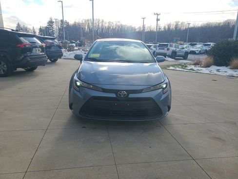 Used 2024 Toyota Corolla LE image 2