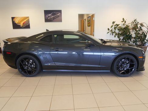 Used 2013 Chevrolet Camaro SS w/ RS Package RWD image 4