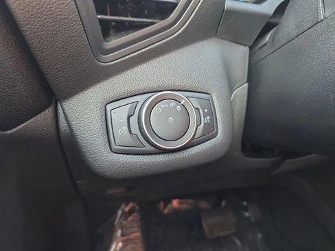 Used 2017 Ford C-MAX SE image 21