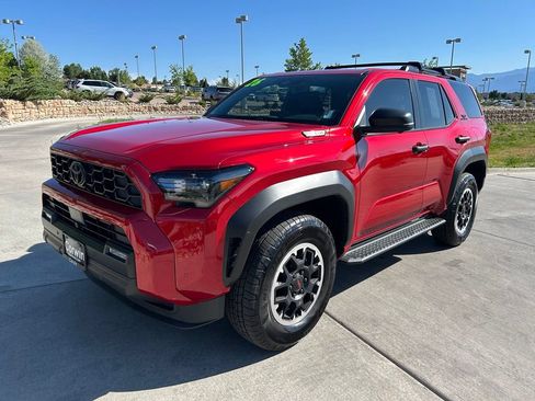 Used 2026 Toyota 4Runner TRD Off-Road Premium AWD/4WD image 3