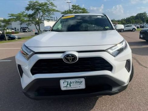 Used 2025 Toyota RAV4 XLE AWD/4WD image 7