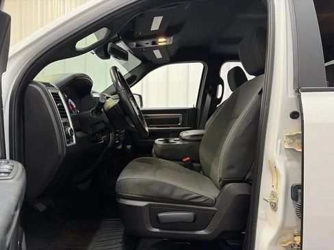 Used 2022 RAM 1500 Warlock AWD/4WD image 11
