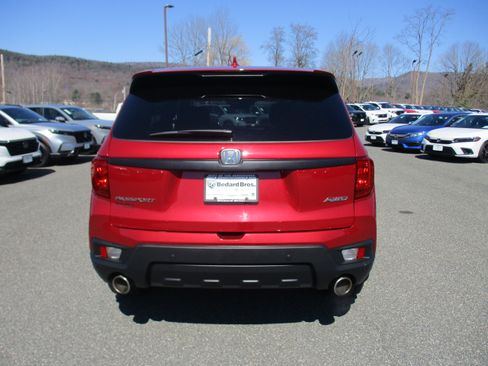 Certified 2023 Honda Passport EX-L image 6