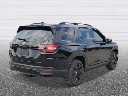 New 2026 Honda Pilot Black Edition image 5