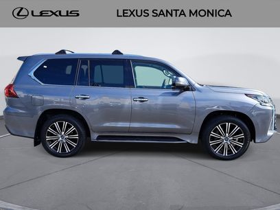 Used 2019 Lexus LX 570 4WD w/ Luxury Package