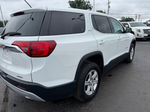 Used 2017 GMC Acadia SLE AWD/4WD image 11