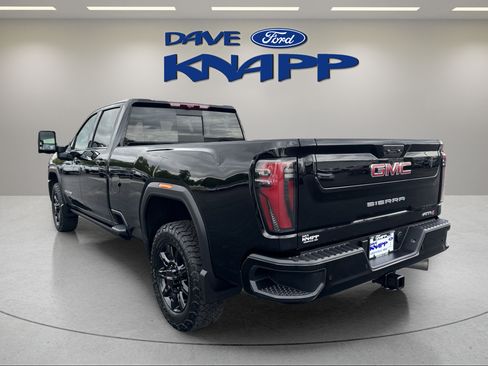 Used 2025 GMC Sierra 2500 AT4 w/ AT4 Premium Plus Package AWD/4WD image 5