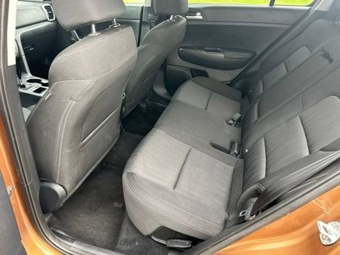 Used 2021 Kia Sportage LX AWD/4WD image 34