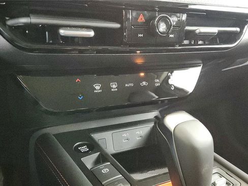 New 2026 Nissan Kicks SR w/ Illumination Package image 31